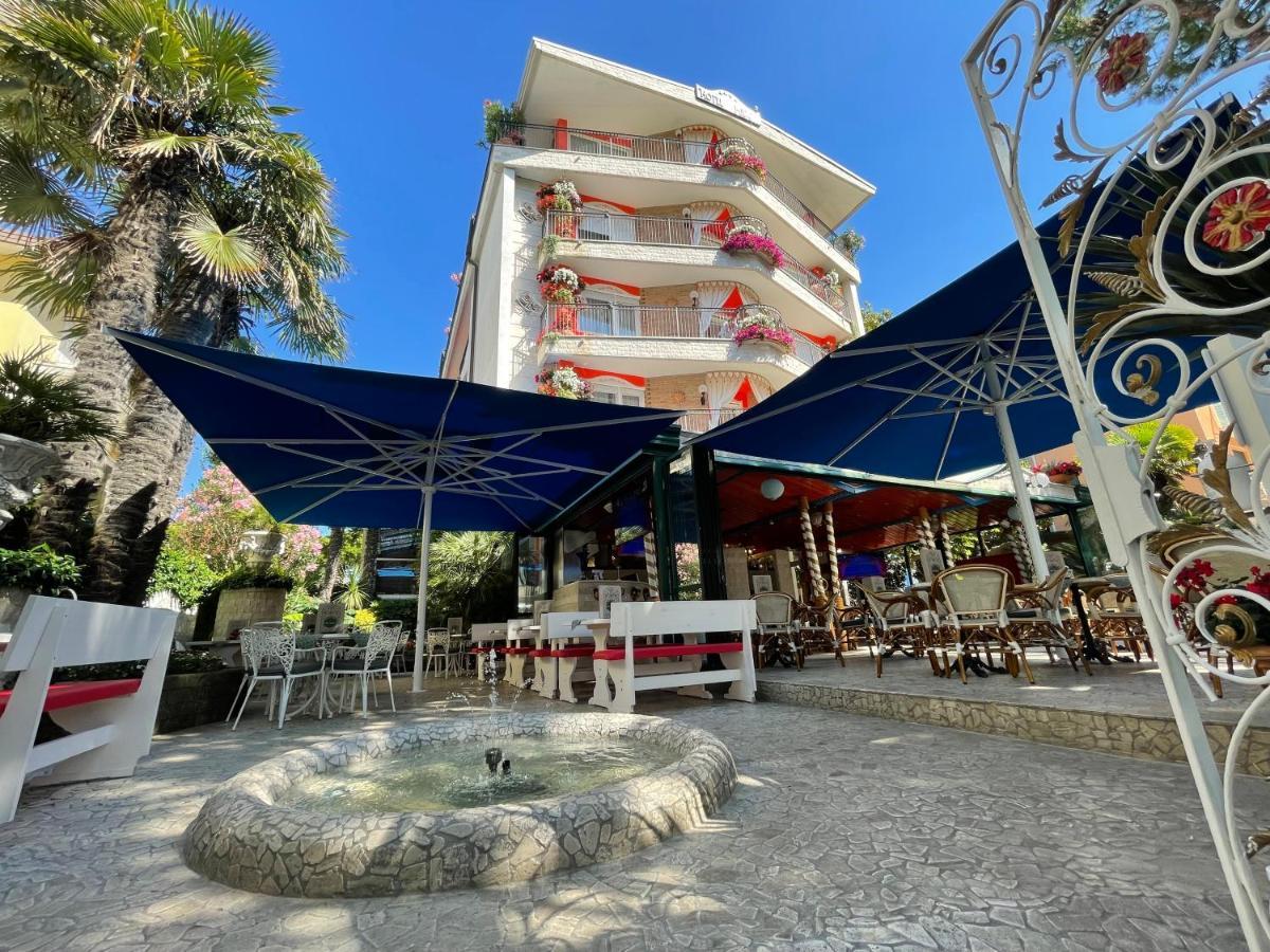 Milton Boutique Hotel - Adults Only Lido di Jesolo Exterior foto