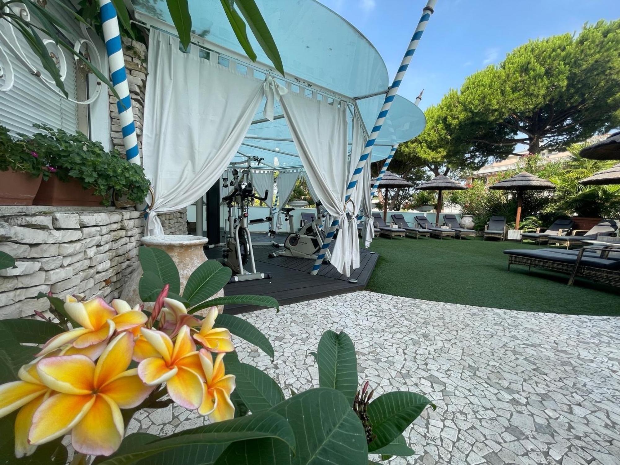 Milton Boutique Hotel - Adults Only Lido di Jesolo Exterior foto